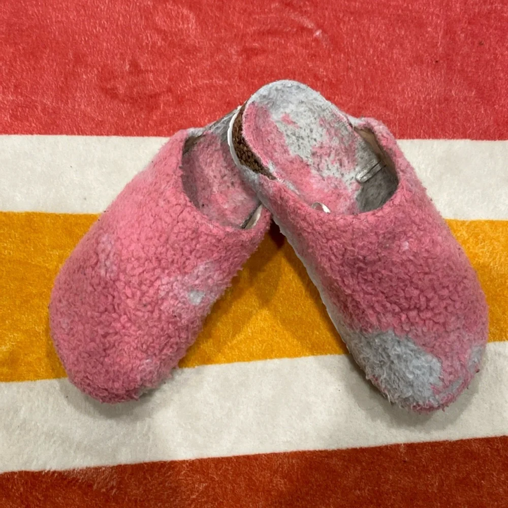 3/$10 Girls Sherpa Clog slippers size 13/1